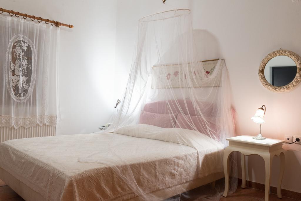 Elise Cottage Vathi  Bilik gambar